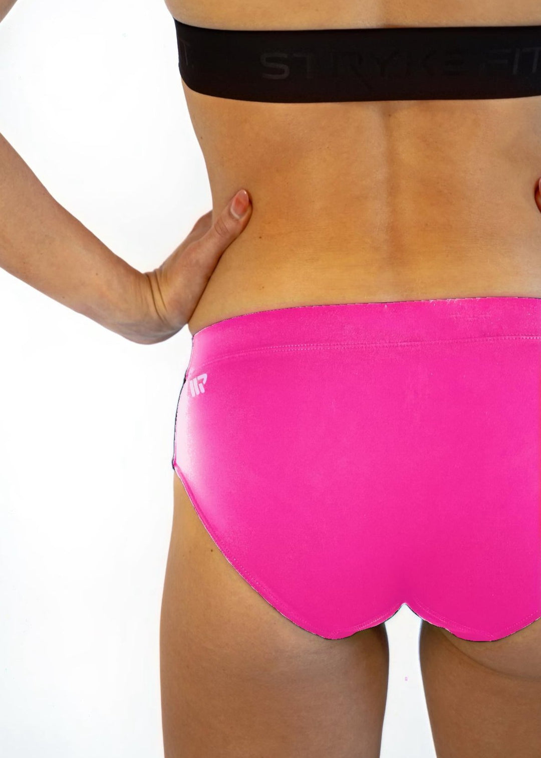 The ENERGY RACING BRIEFS are for the athlete that would like to take it to the next level. Built for performance, we have engineered the briefs for speed. Lightweight, quick-dry, and breathable fabric Moisture-wicking technology