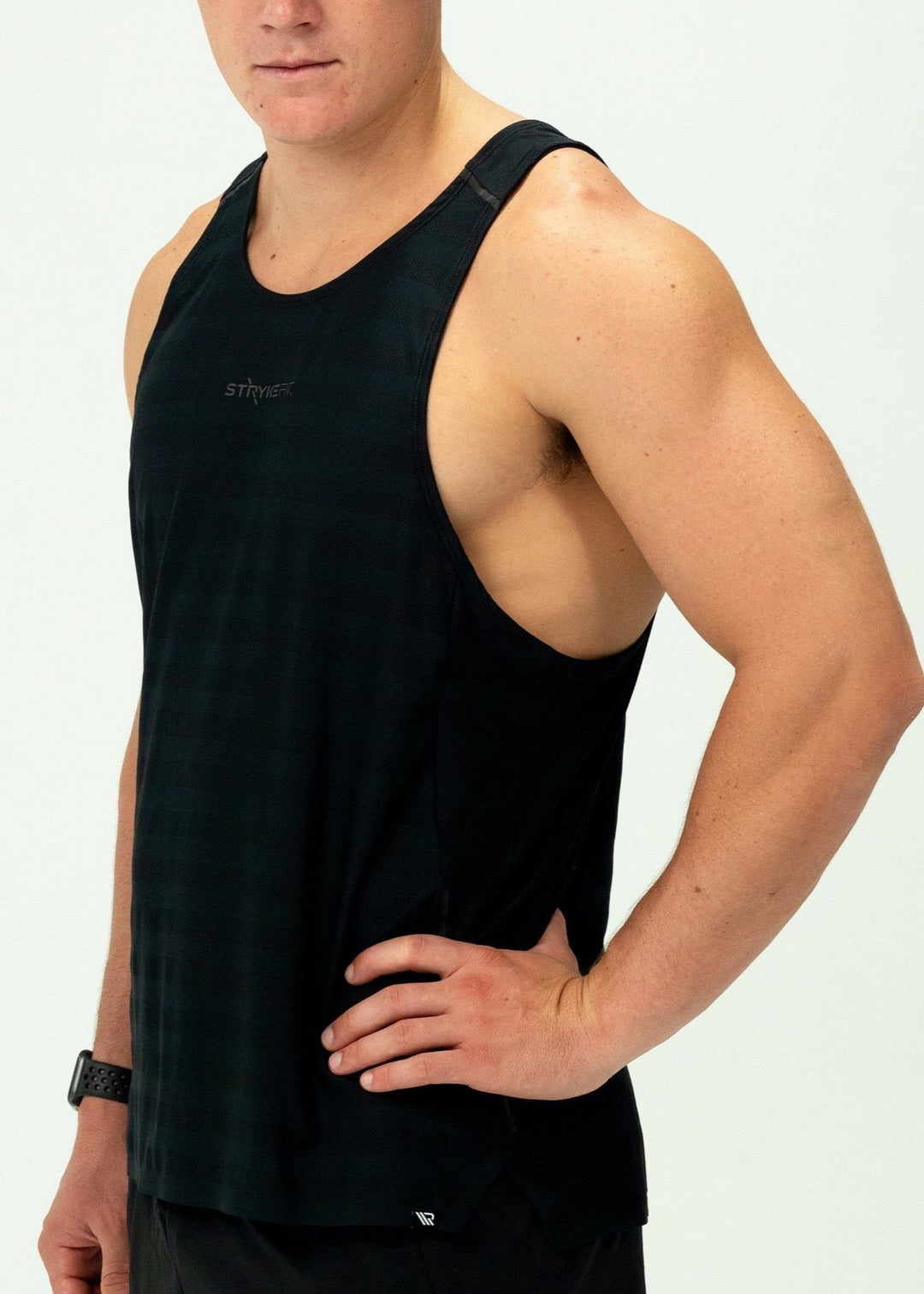 The SPEED RUN SINGLET is a lightweight, breathable,, and moisture-wicking top designed to help you reach your full potential. The racerback design allows you to move freely with each stride, ensuring maximum comfort and flexibility. Whether you're hitting the track, running a marathon, or simply going for a jog, the SPEED RUN SINGLET is the perfect for every run.