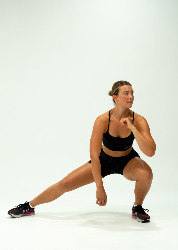 The SPRING CROP TOP is the perfect crop for gym sessions or low-impact runs. Featuring thinner straps that curve your shoulder blades, allowing maximum mobility for all training sessions.