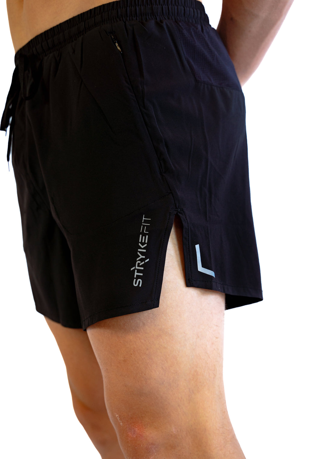The SF RUN SHORT has been specifically engineered for running, featuring 4-way stretch, moisture-wicking fabric allowing you to move freely on every run. Unrestricted movement and comfort will confidently allow you to take longer strides and reach your full potential.