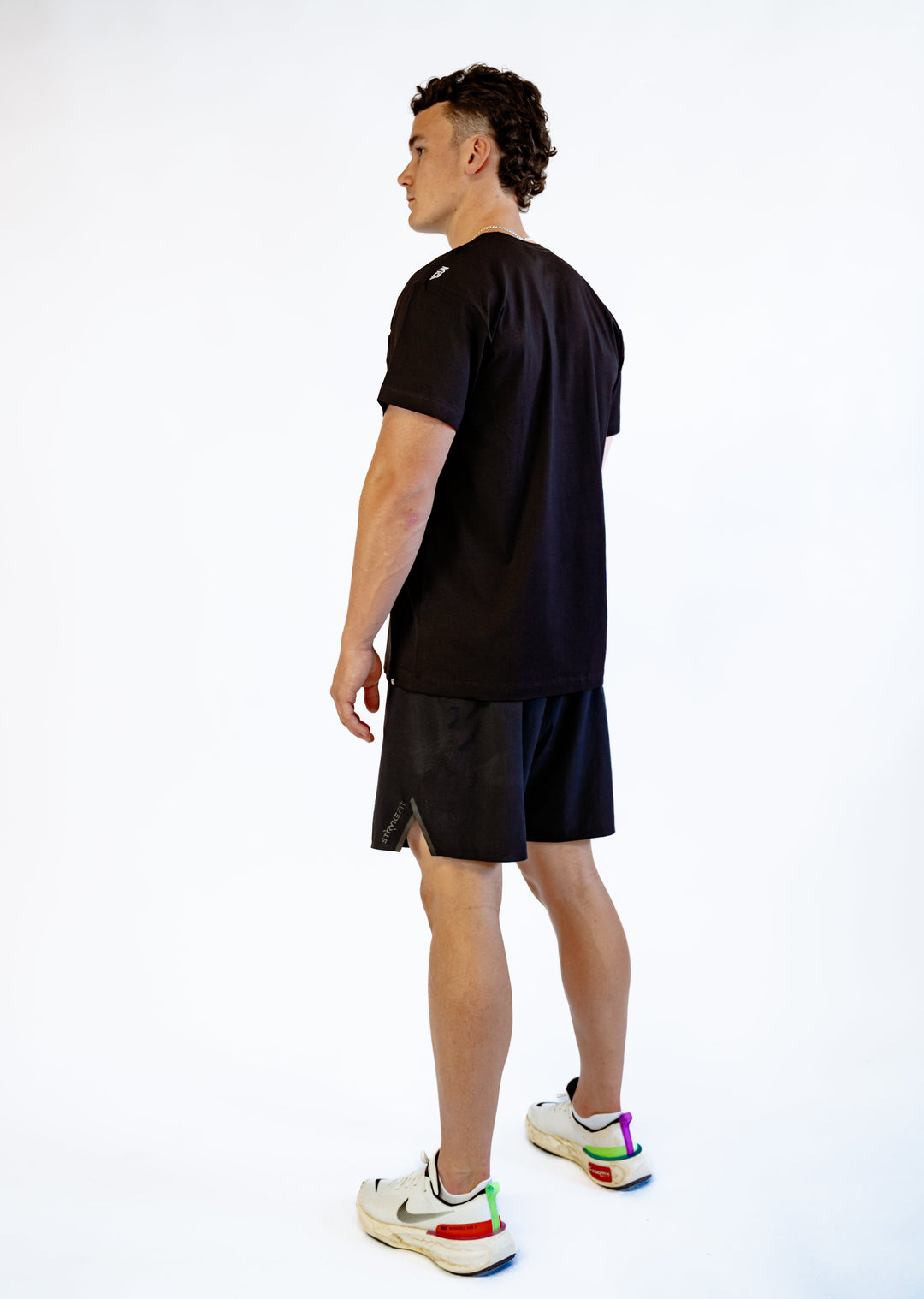 Our SF Team Tee is all about comfort. Whether you're hitting the pavement or pushing through that extra mile, our tee is designed for you. Engineered with maximum comfort, ensuring you stay focused and motivated with every step.