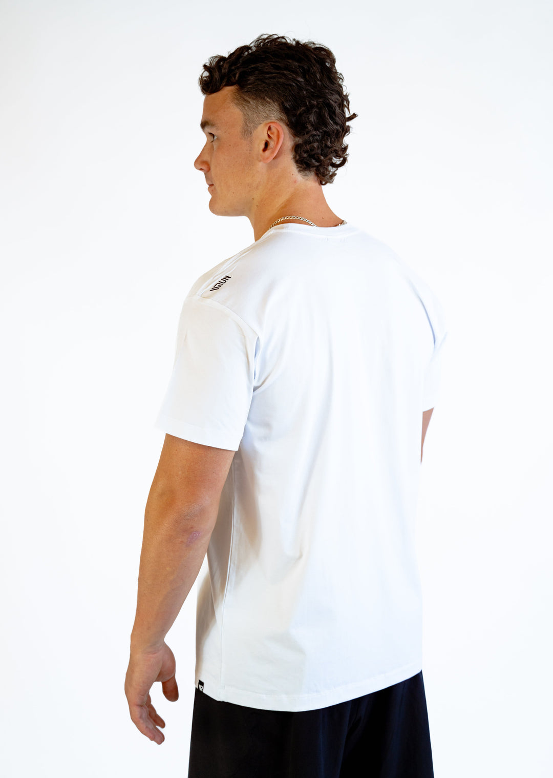 Our SF Team Tee is all about comfort. Whether you're hitting the pavement or pushing through that extra mile, our tee is designed for you. Engineered with maximum comfort, ensuring you stay focused and motivated with every step.
