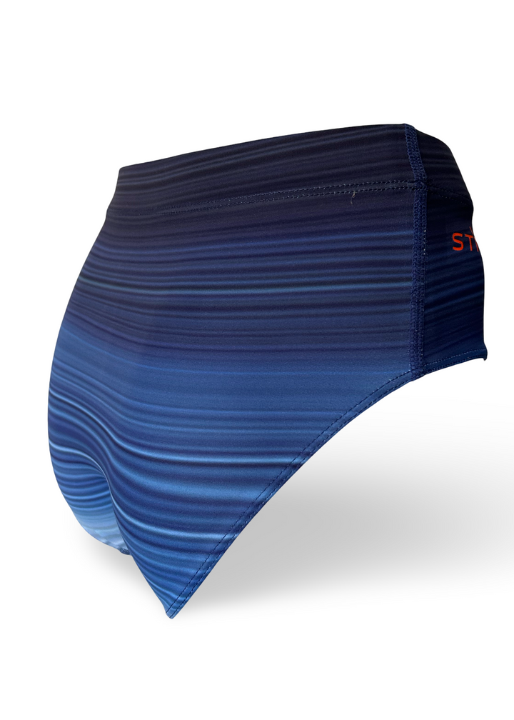 The EXCELERATE RACING BRIEFS are for athletes that want to take their performance to the next level. Engineered for speed and built for peak performance, these briefs will give you the ultimate edge on race day.
