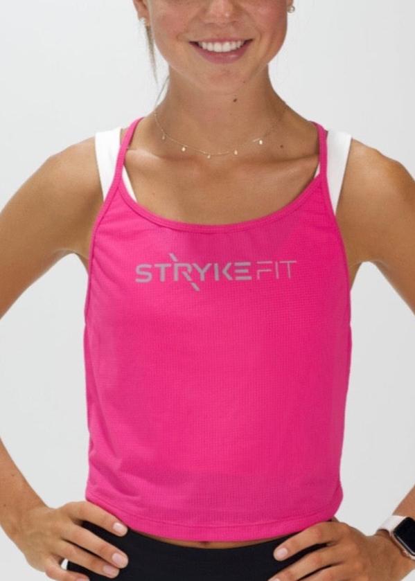 The TEMPO CROPPED RUNNING SINGLET is lightweight, breathable, and moisture-wicking allowing you to perform at your highest potential. The racerback design allows your arms to move naturally through your strides.