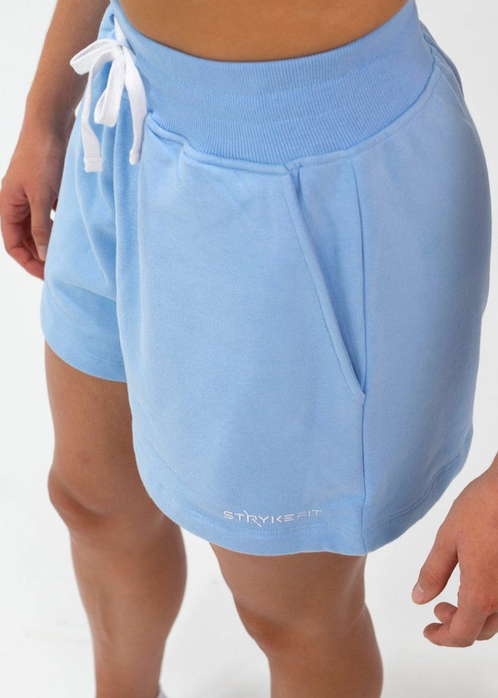 The BALANCE FLEECE SHORT is the perfect staple piece for your pre and post-running session.  These shorts are a relaxed high waist fit with a rib elasticated waistband, drawstring, side pockets, and incredibly soft brushed fleece fabric.  Complete the matching set with our Core Fleece Hood.
