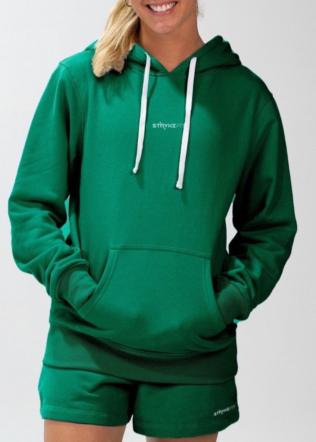 The CORE HOODED FLEECE is a winter staple in any wardrobe, made from premium brushed back fleece combining comfort and style for an everyday look.