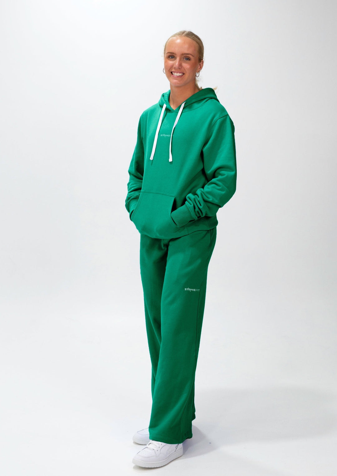 The CORE HOODED FLEECE is a winter staple in any wardrobe, made from premium brushed back fleece combining comfort and style for an everyday look.