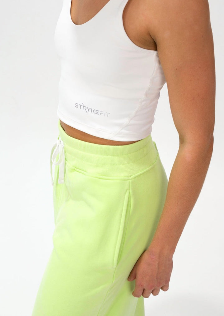 Our ACTIVE FLEECE TRACKPANTS is the perfect staple piece for your pre and post-training session.  These trackpants are a relaxed high waist fit with a rib elasticated waistband, drawstring, side pockets, and incredibly soft brushed fleece fabric.  Complete the matching set with our Core Fleece Hood.