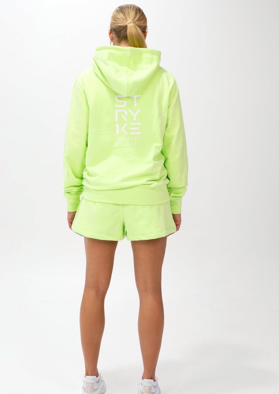 The CORE HOODED FLEECE is a winter staple in any wardrobe, made from premium brushed back fleece combining comfort and style for an everyday look.