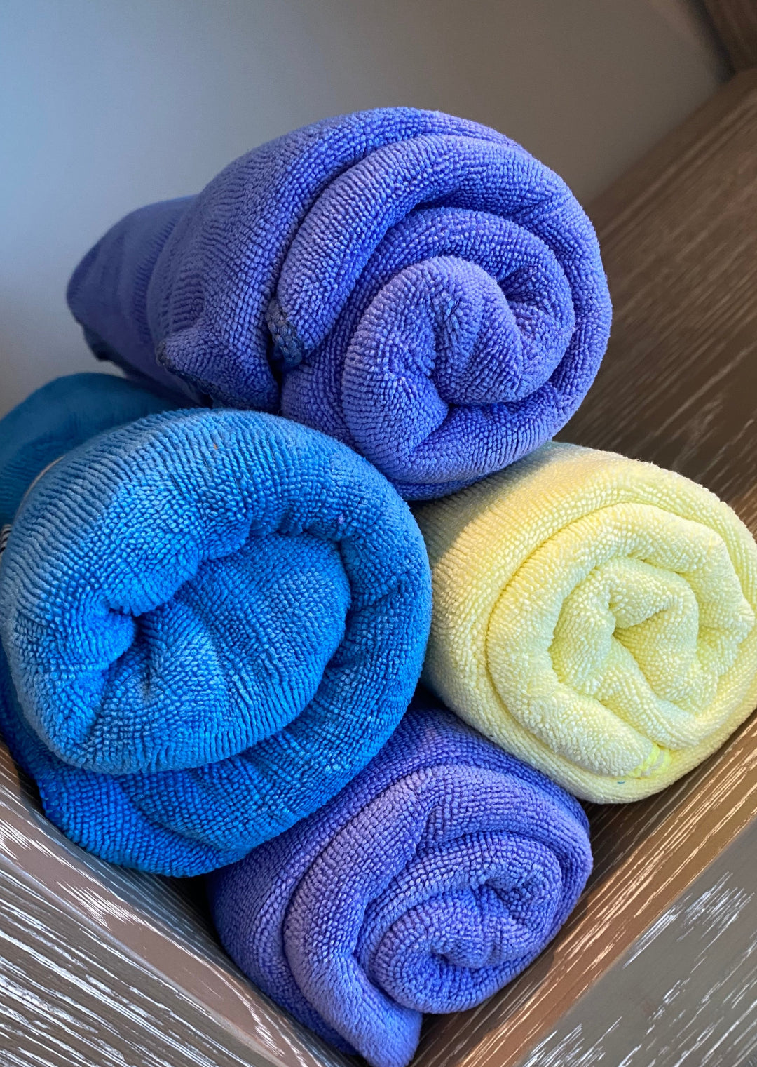 WORKOUT TOWEL  -The perfect training towel is an important part of any training session. Our towel is designed to ensure you stay dry through any workout, whether your go-to is running, yoga, pilates, gym, or any other sport. Lightweight and compact, the perfect size to throw in your training bag, this towel will be a staple.
