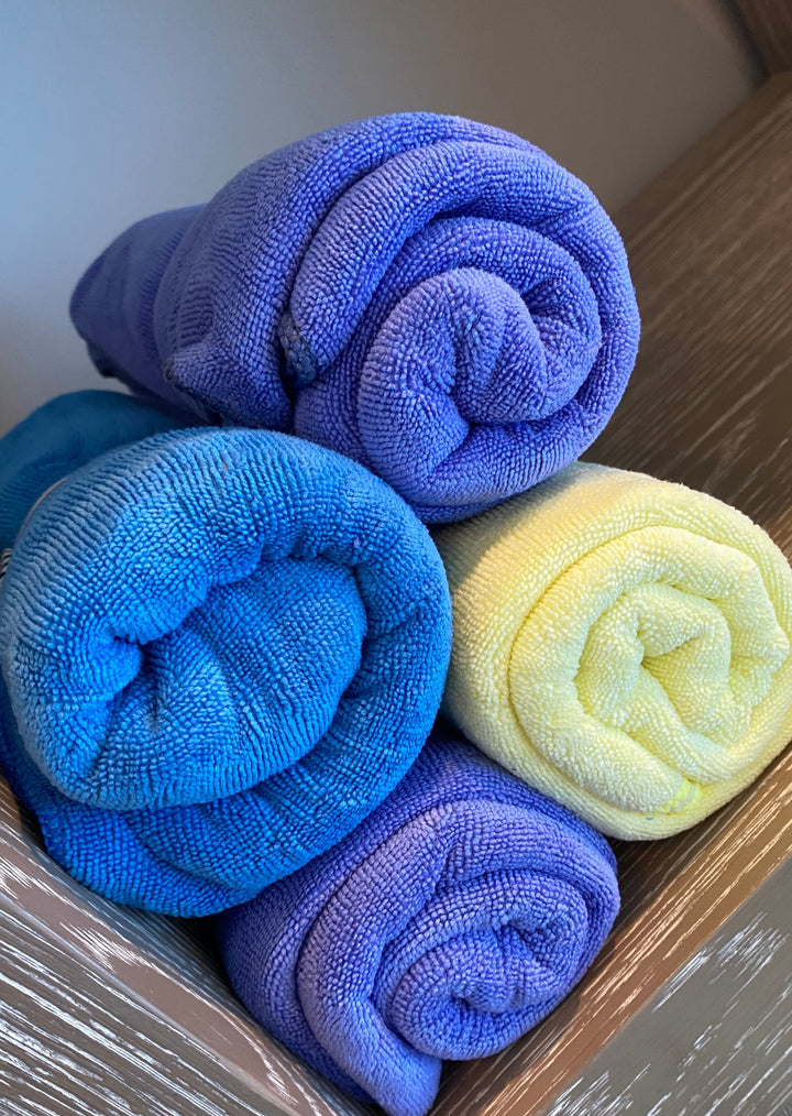 WORKOUT TOWEL  -The perfect training towel is an important part of any training session. Our towel is designed to ensure you stay dry through any workout, whether your go-to is running, yoga, pilates, gym, or any other sport. Lightweight and compact, the perfect size to throw in your training bag, this towel will be a staple.