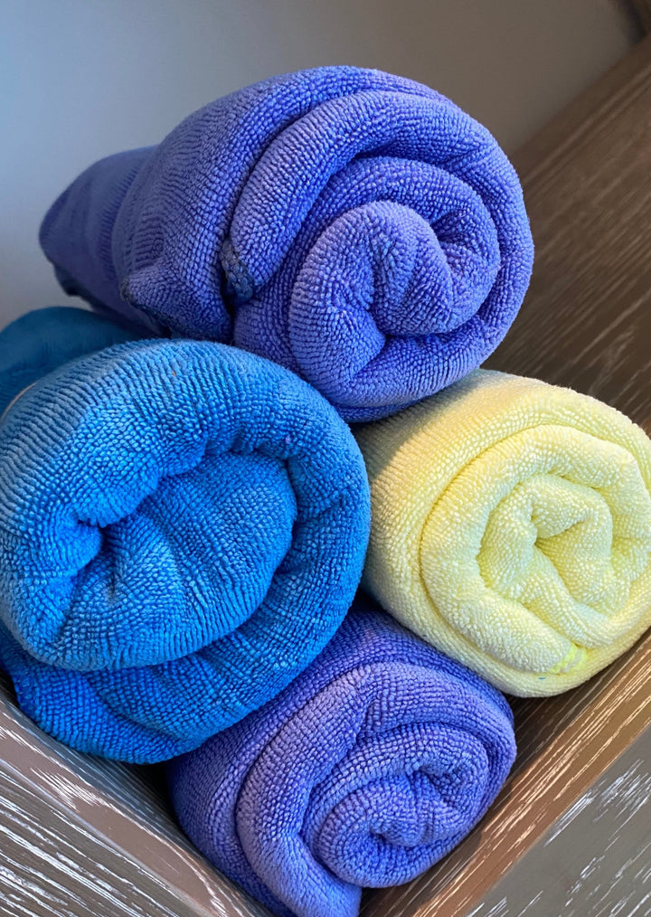 WORKOUT TOWEL  -The perfect training towel is an important part of any training session. Our towel is designed to ensure you stay dry through any workout, whether your go-to is running, yoga, pilates, gym, or any other sport. Lightweight and compact, the perfect size to throw in your training bag, this towel will be a staple.