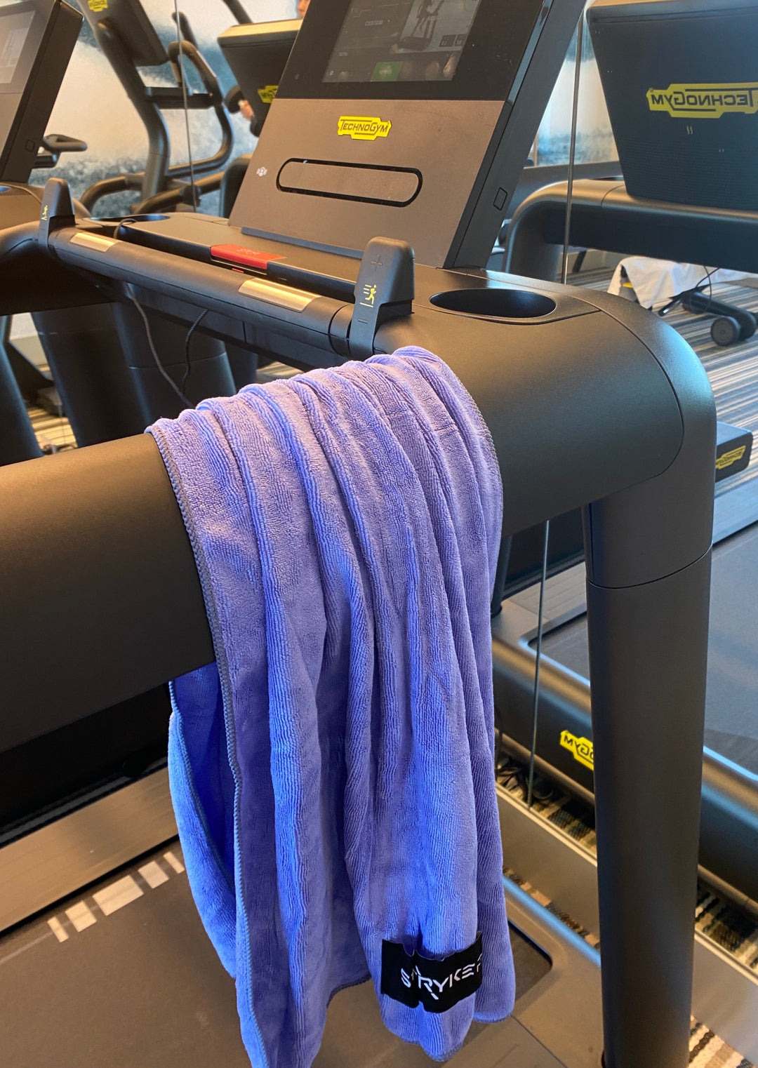 WORKOUT TOWEL  -The perfect training towel is an important part of any training session. Our towel is designed to ensure you stay dry through any workout, whether your go-to is running, yoga, pilates, gym, or any other sport. Lightweight and compact, the perfect size to throw in your training bag, this towel will be a staple.