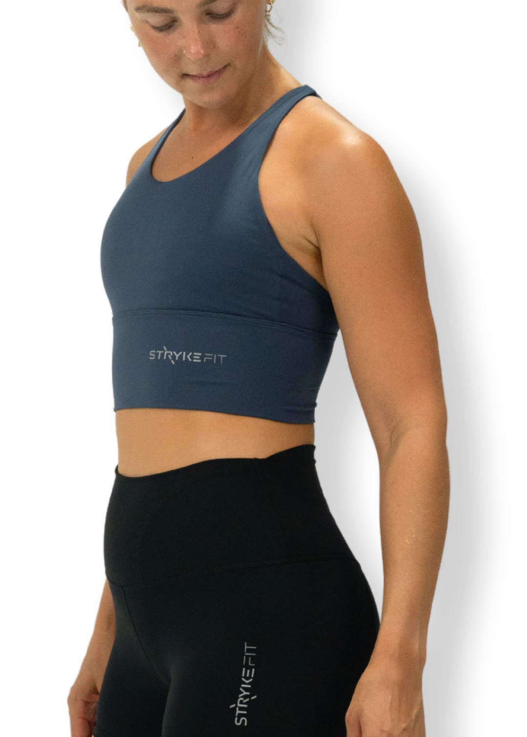 The LADDER CROP TOP is the perfect crop for any runner, whether you're pounding the pavement or running an intense training session. Featuring a longer length and ladder-back design, if you look good, you'll feel good and perform to the next level.