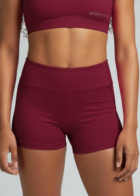 The BASE 3" Run Short is your everyday essential, designed to balance comfort, support, and lightweight performance for unrestricted movement on the run.

The 3" length delivers a fast, minimal feel without sacrificing coverage, while the lightweight fabric moves effortlessly with your stride. Whether you’re heading out for a quick session or pushing the pace, this is a staple you’ll keep reaching for.