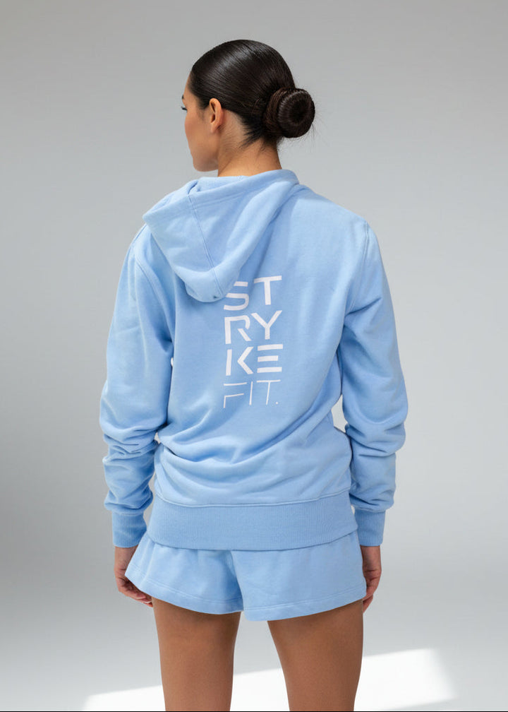 A winter essential you’ll keep reaching for.
The Core Hooded Fleece is designed for everyday wear, combining comfort with clean, effortless style.

Made from premium brushed-back fleece, it delivers a soft, warm feel while remaining easy to wear and versatile. Perfect for cooler days, whether you’re heading out, winding down, or layering up between sessions.