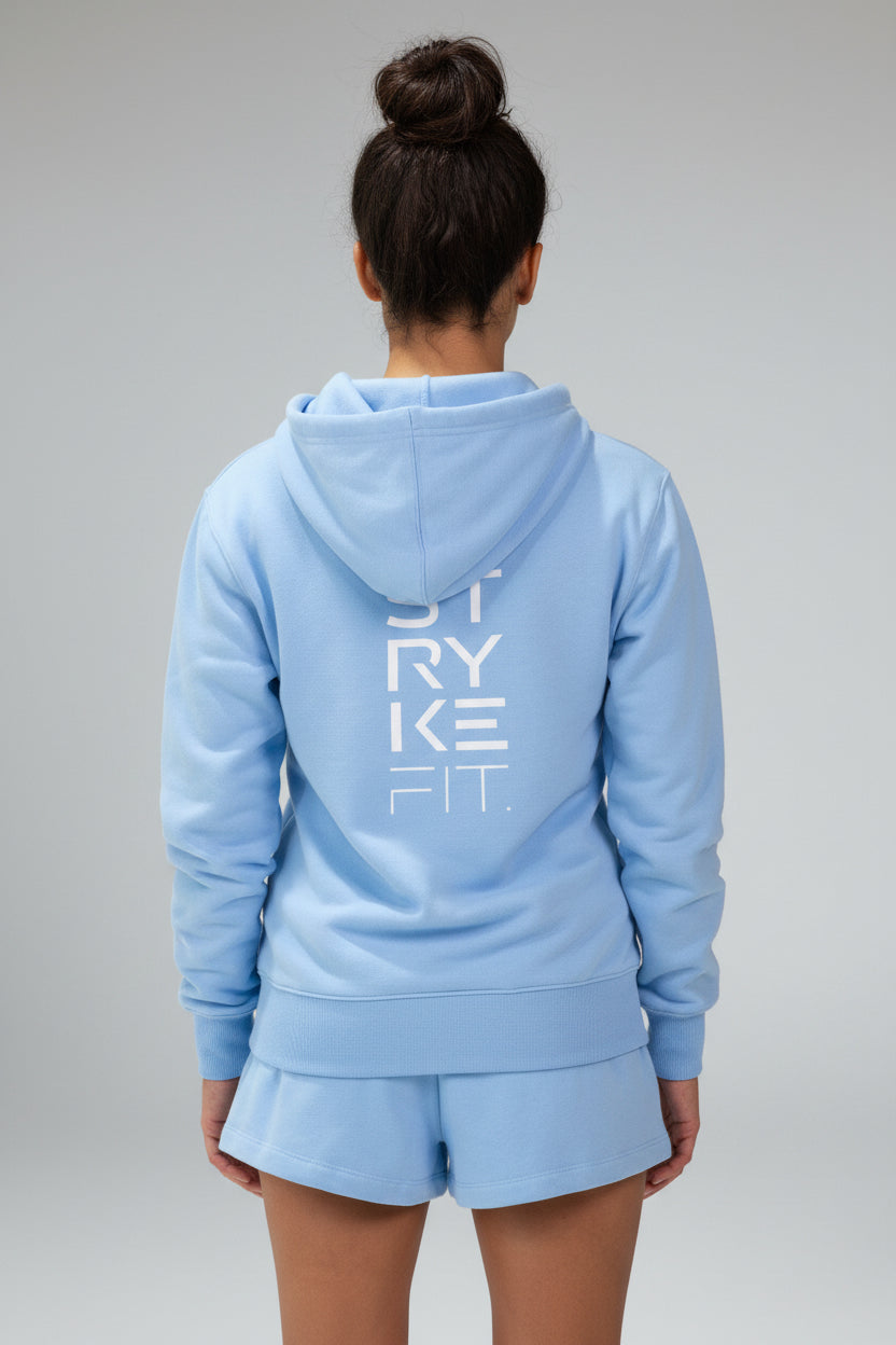 A winter essential you’ll keep reaching for.
The Core Hooded Fleece is designed for everyday wear, combining comfort with clean, effortless style.

Made from premium brushed-back fleece, it delivers a soft, warm feel while remaining easy to wear and versatile. Perfect for cooler days, whether you’re heading out, winding down, or layering up between sessions.