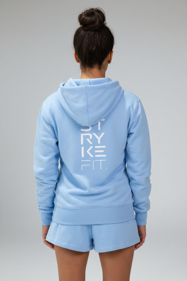 A winter essential you’ll keep reaching for.
The Core Hooded Fleece is designed for everyday wear, combining comfort with clean, effortless style.

Made from premium brushed-back fleece, it delivers a soft, warm feel while remaining easy to wear and versatile. Perfect for cooler days, whether you’re heading out, winding down, or layering up between sessions.