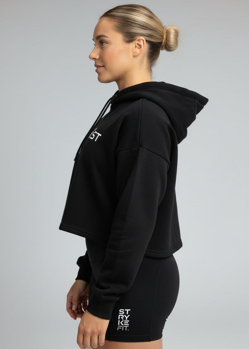 The Cru Team Crop Fleece is made from premium brushed-back fleece, giving a soft, warm feel that’s comfortable to wear day to day.

With a relaxed cropped fit, it works just as well thrown on after training as it does for everyday wear. Simple, comfortable, and easy to style.