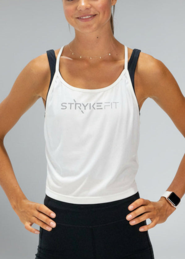 The&nbsp;TEMPO&nbsp;RUNNING SINGLET&nbsp;is a cropped style featuring a&nbsp;racerback strap design that allows your arms to move naturally through every&nbsp;stride. This singlet is made from extremely lightweight, breathable, and moisture-wicking fabric, allowing you to perform at your highest potential.&nbsp;&nbsp;