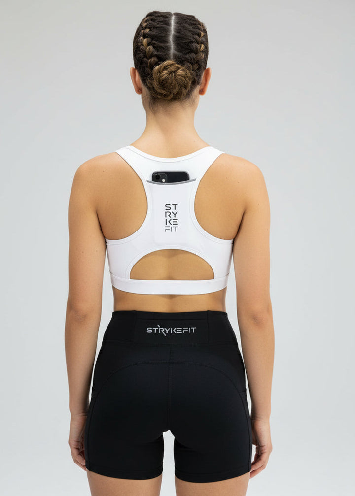 The TREK 5" Run Short is your everyday running staple — designed for comfort, support, and effortless movement. Lightweight and breathable, it’s built to move naturally with your stride, so nothing holds you back.

Functional leg pockets give you a practical place to carry your phone, gels or your essentials. The 5" length offers the right balance of coverage and freedom, making it a go-to for training runs, long runs, and everything in between.