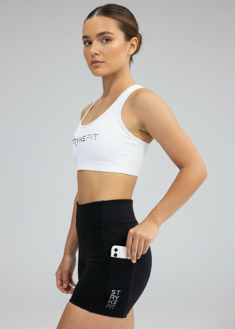 The TREK 5" Run Short is your everyday running staple — designed for comfort, support, and effortless movement. Lightweight and breathable, it’s built to move naturally with your stride, so nothing holds you back.

Functional leg pockets give you a practical place to carry your phone, gels or your essentials. The 5" length offers the right balance of coverage and freedom, making it a go-to for training runs, long runs, and everything in between.